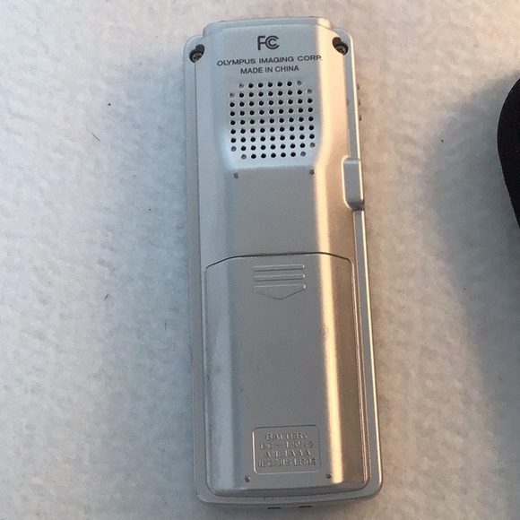 Olympus digital recorder - Picture 3 of 3